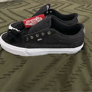 Vans men’s  Black and White Canvas Sneakers size 12